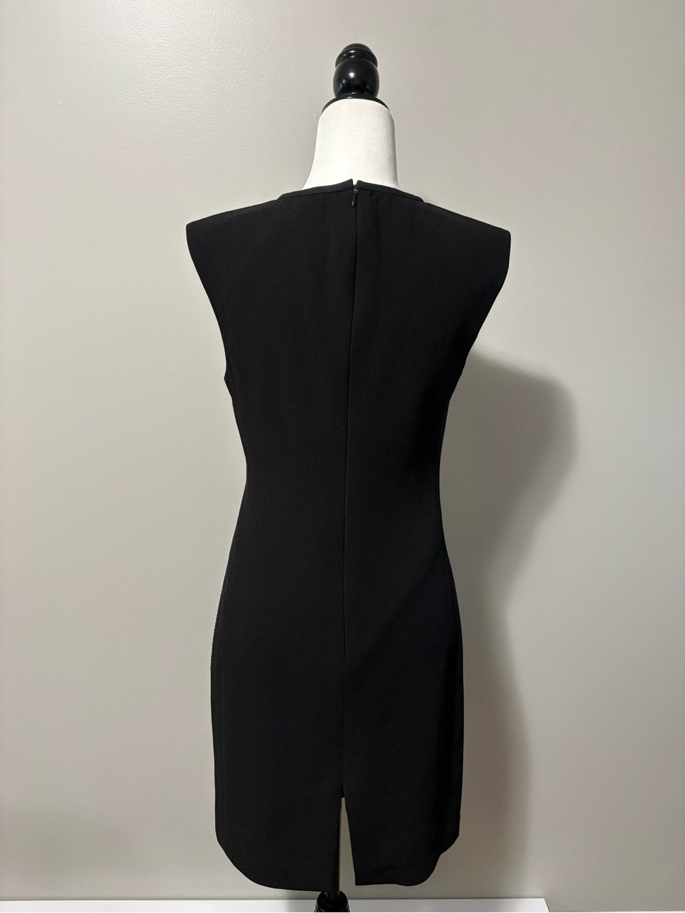 Trina Turk Sleeveless Black Lace Sheath Veda Cocktail Dress - Picture 9 of 13